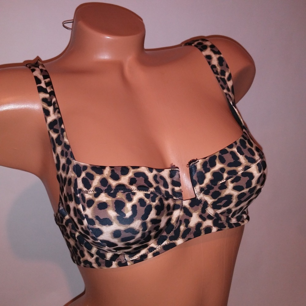 Victoria Secret Swim Bikini Top 34C Black Tan Leopard Wicked Animal Print New